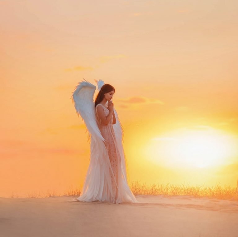 Angel - Dream Meaning and Symbolism 1