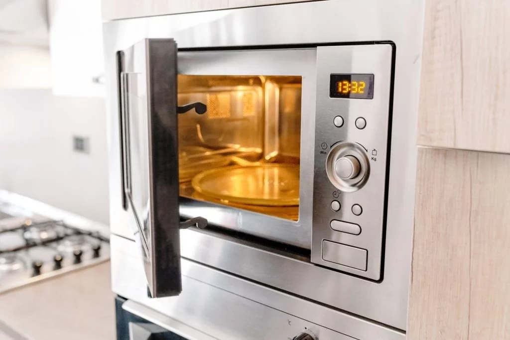 Microwave Oven – Dream Meaning and Symbolism 5