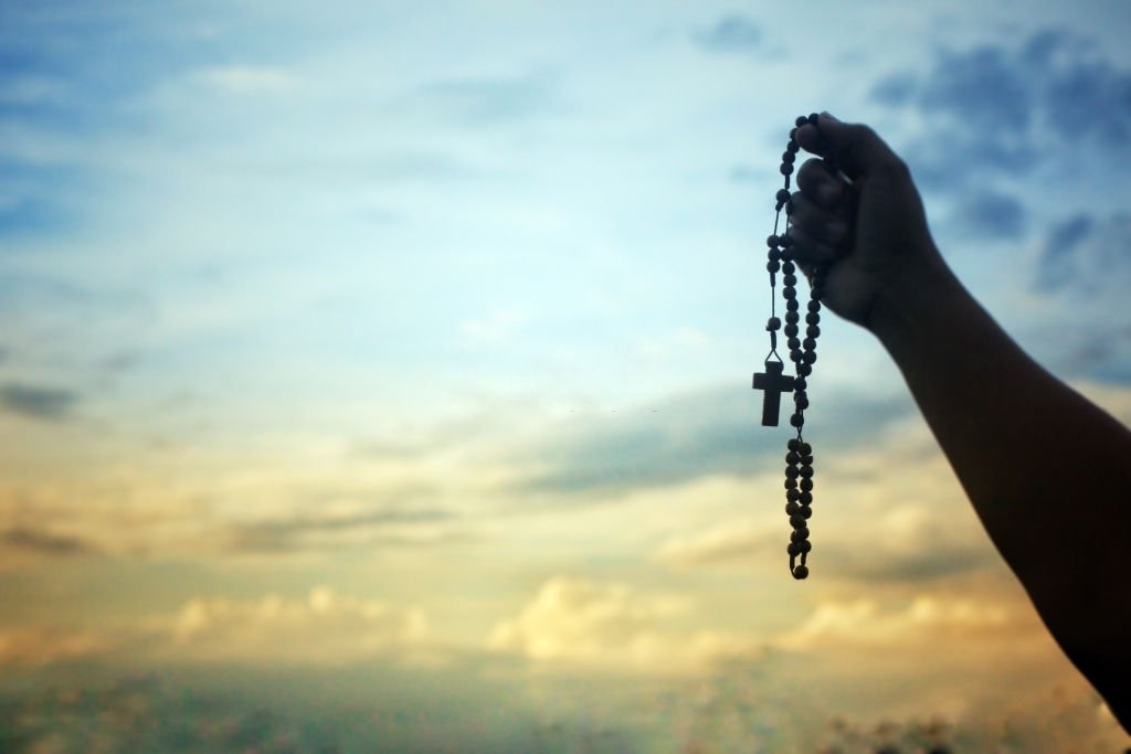 Rosary - Dream Meaning and Symbolism 3