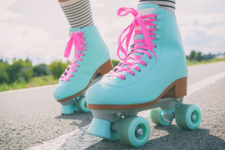 Roller Skates - Dream Meaning and Symbolism 1