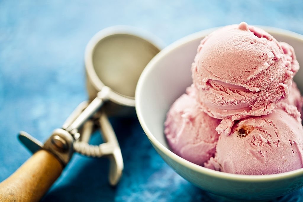 Ice Cream - Dream Meaning and Symbolism 3